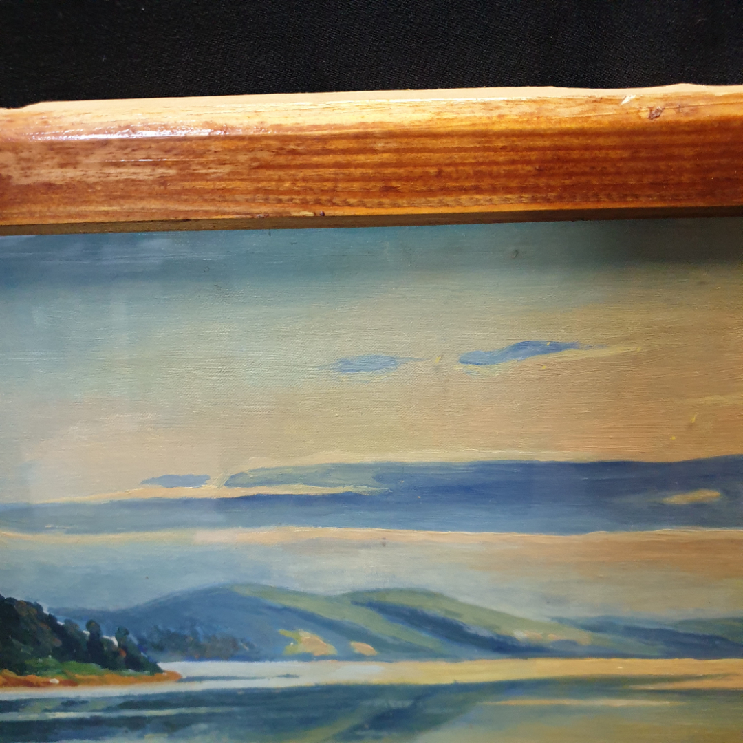 Пейзаж в деревянной раме под стеклом, масло, размеры 75х46см. Картинка 3